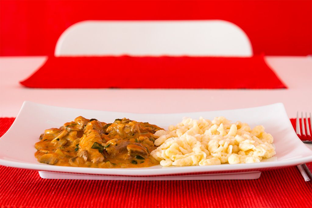 Boeuf Stroganoff vom Schweinslungenbraten