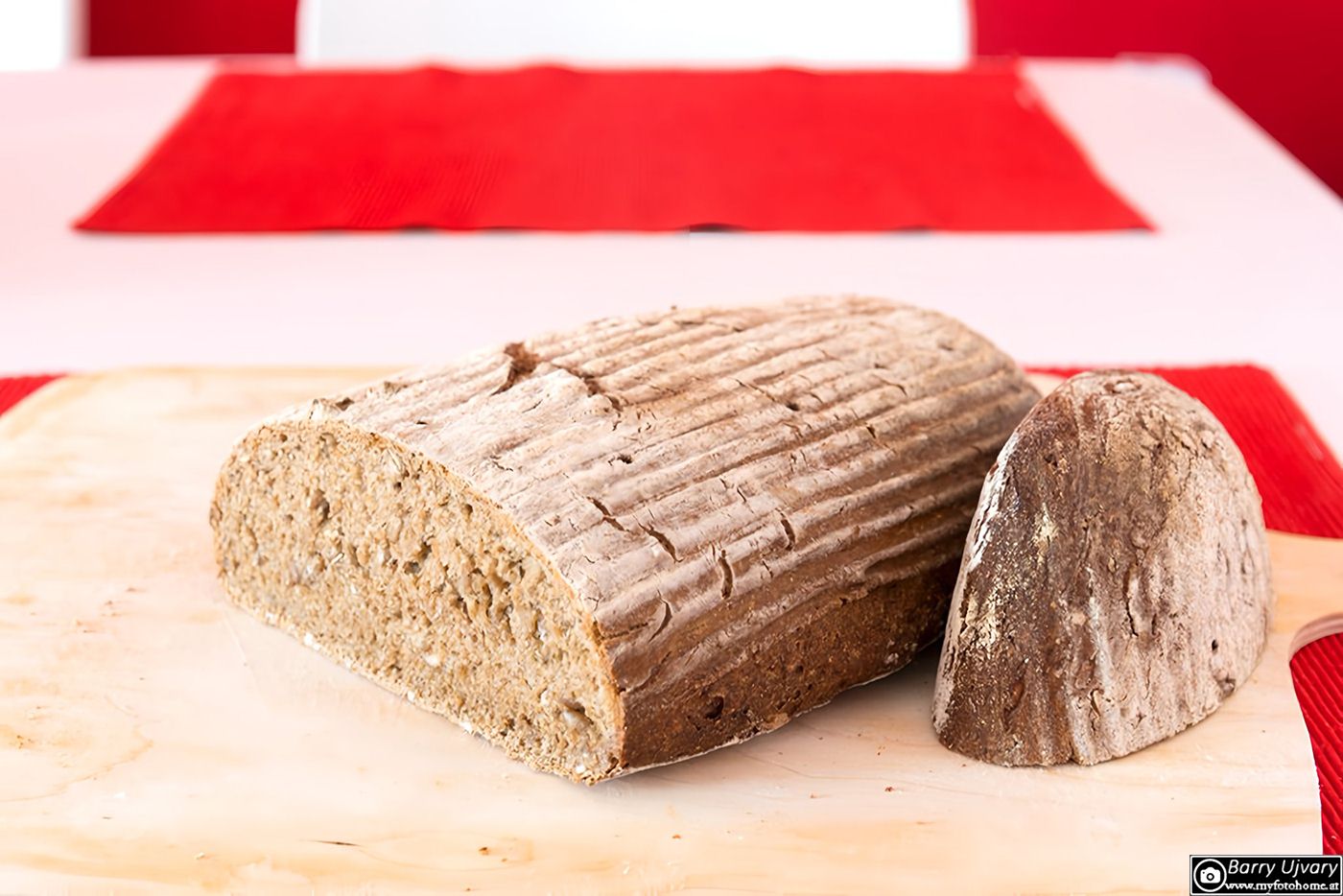 Vollkornschrotbrot