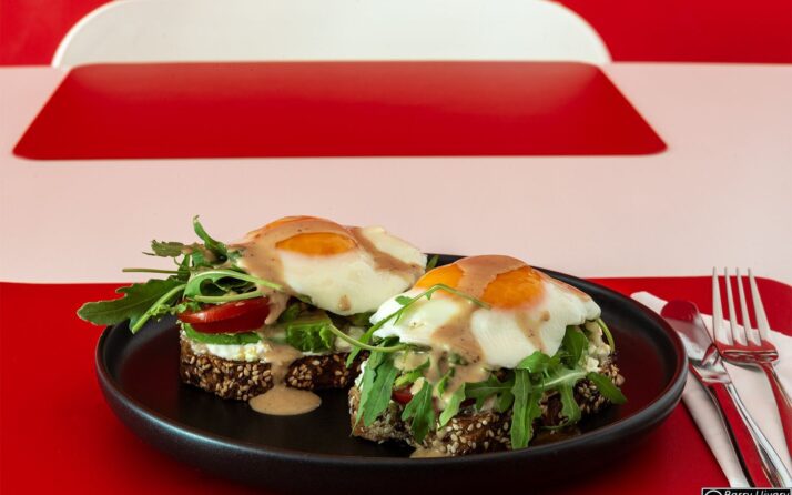Avocado-Rucola Brot